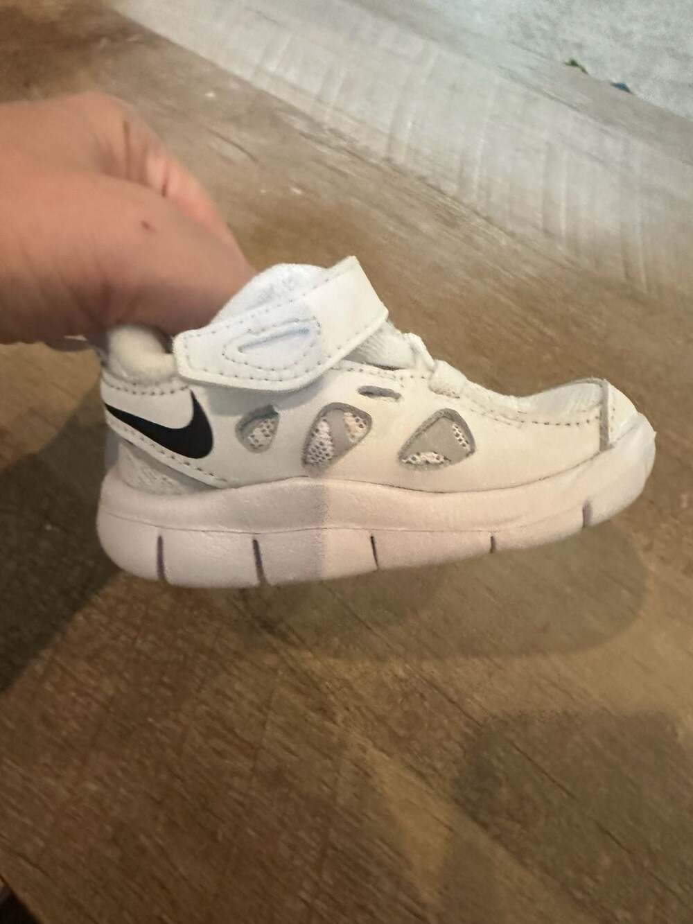 Nike Free Run 2 C Baby  Shoes Sneakers White/Black NWOT